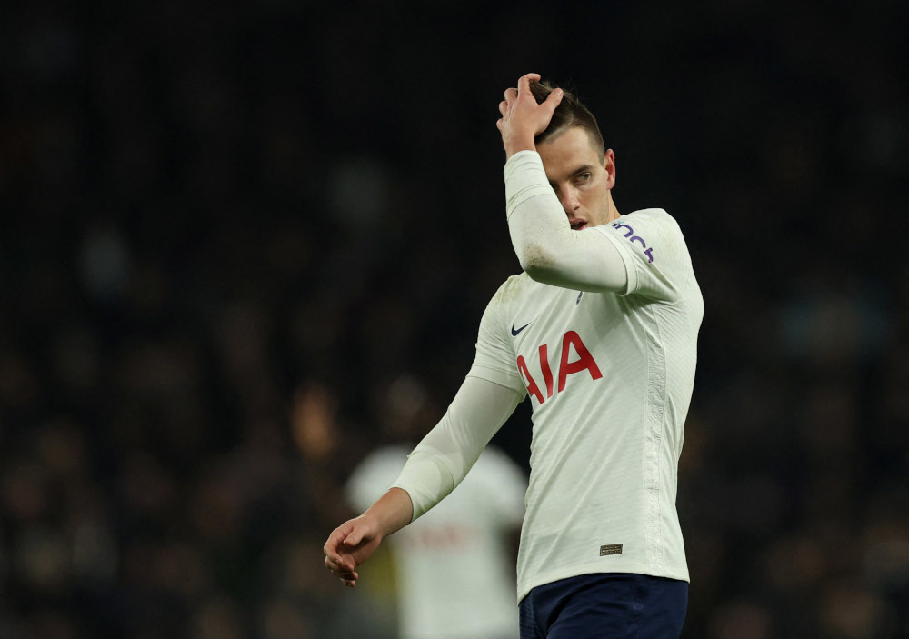 Tottenham Hotspuru00e2u20acu2122s Giovani Lo Celso reacts during the semi-final second leg match of the Carabao Cup at Tottenham Hotspur Stadium, London, January 12, 2022. u00e2u20acu201d Reuters pic 