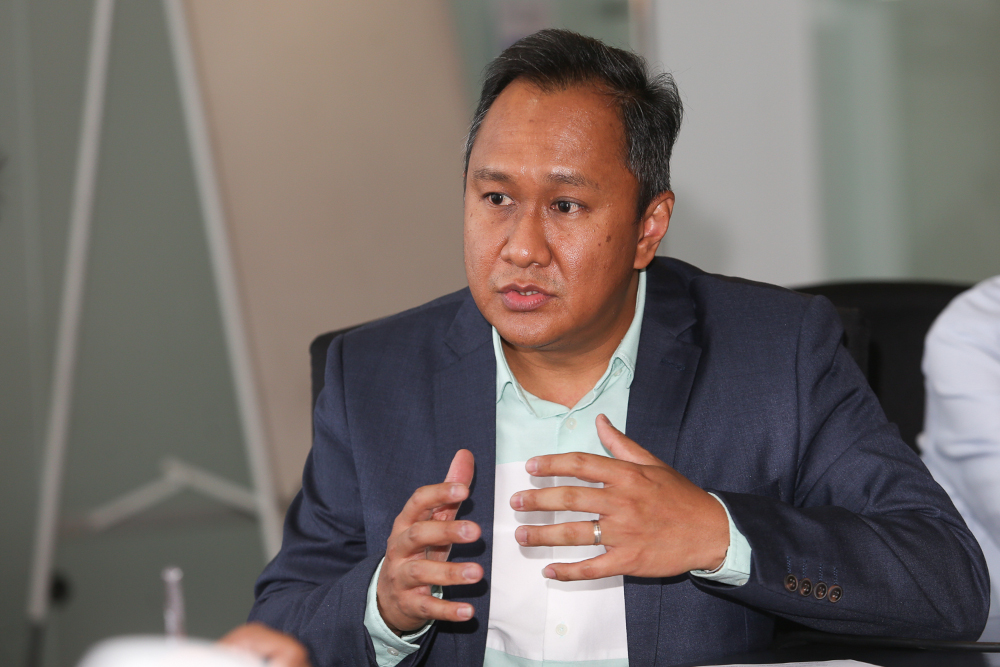 Truelifesciences Holdings Sdn Bhd’s Joe Pramesh Ganesaguru speaks to the media at Ancom Berhad, Petaling Jaya, February 22, 2022. ― Picture by Choo Choy May 