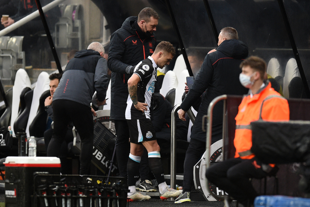 Newcastle United defender Kieran Trippier leaves the game after picking up an injury during the English Premier League match against Aston Villa at St Jamesu00e2u20acu2122 Park in Newcastle-upon-Tyne, February 13, 2022. u00e2u20acu201d AFP picnn