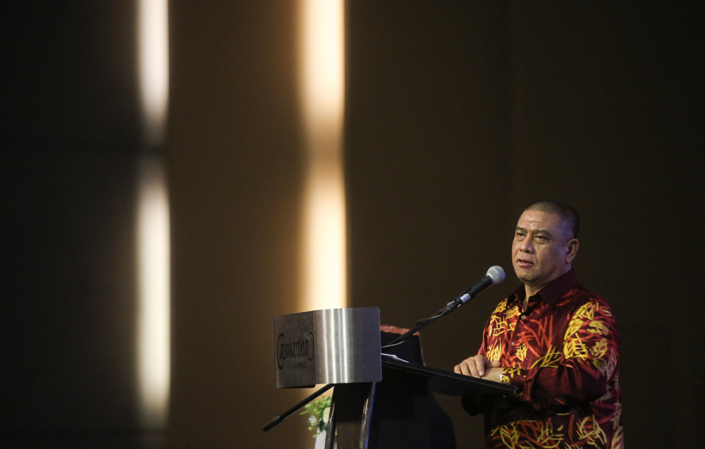 Perak Mentri Besar Datuk Seri Saarani Mohamad delivers a speech at the launch of Smart G-Tuition and Free Food Programme for school students at Meru Casuarina Hotel in Ipoh, February 17, 2022. u00e2u20acu201d Picture by Farhan Najib