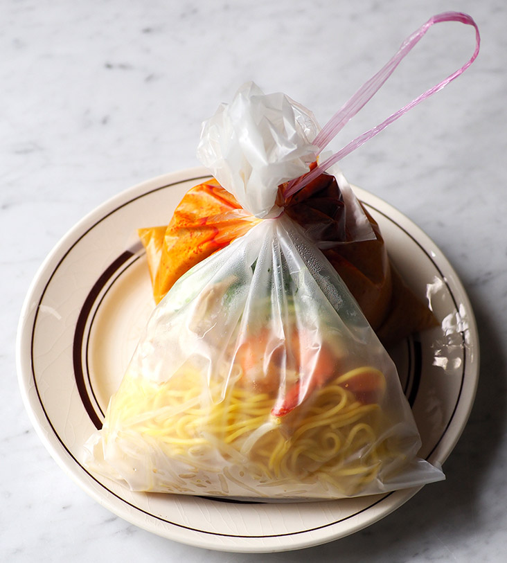 As the place is small, takeaway is preferable for their 'laksa' or other goodies.