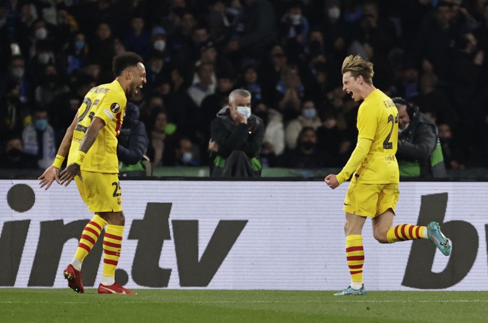 Barcelona's Frenkie de Jong celebrates scoring their second goal against Napoli with Pierre-Emerick Aubameyang at Stadio Diego Armando Maradona, Naples February 24, 2022. u00e2u20acu201d Reuters picnn