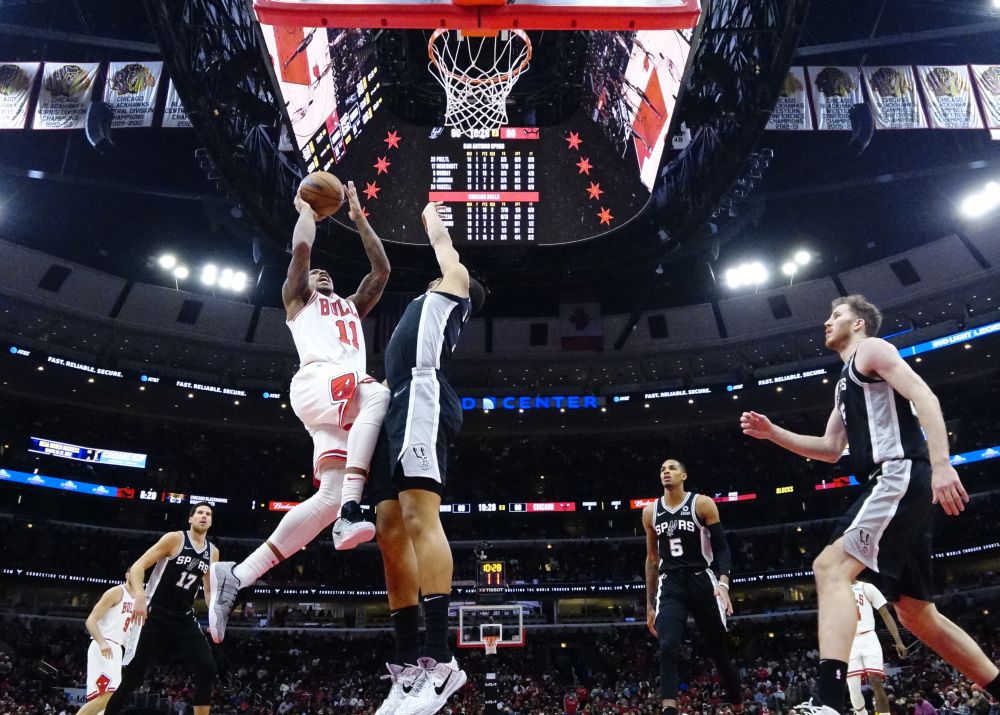 Chicago Bulls forward DeMar DeRozan (11) goes to the basket against the San Antonio Spurs during the second half at United Centre, Chicago February 14, 2022. u00e2u20acu201d Reuters pic