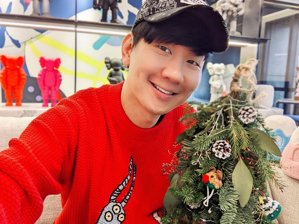 Singaporean singer JJ Lin has initiated a suit against an internet user for defamation. u00e2u20acu2022 Picture via Facebook/ u00e6u017eu2014u00e4u00bfu0160u00e5u201au2018 JJ Lin