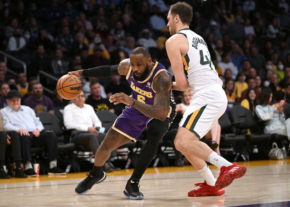 Los Angeles Lakers forward LeBron James (6) is defended by Utah Jazz forward Bojan Bogdanovic (44) as he drives to the basket in the first quarter at Crypto.com Arena, California February 16, 2022. u00e2u20acu201d Reuters pic
