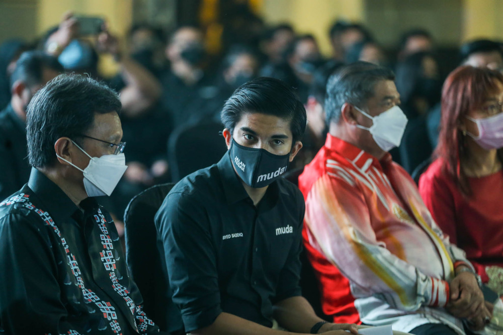 Muda president Syed Saddiq Syed Abdul Rahman with Warisan president Datuk Seri Mohd Shafie Apdal (left) and Amanah president Mohamad Sabu (right) at Mudau00e2u20acu2122s launch, Connexion Conference & Events Centre, Kerinchi, February 11, 2022. u00e2u20acu2022 Picture by Hari An