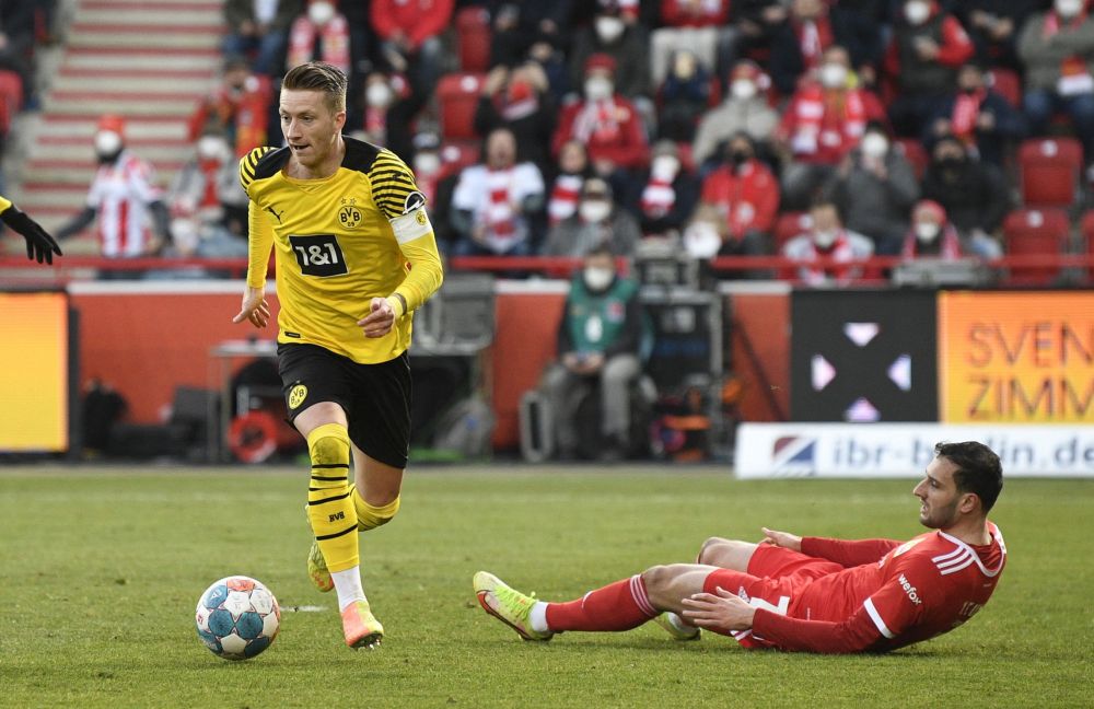 Borussia Dortmund's Marco Reus in action with 1. FC Union Berlin's Levin Oztunali at Stadion An der Alten Forsterei, Berlin February 13, 2022. u00e2u20acu201d Reuters pic