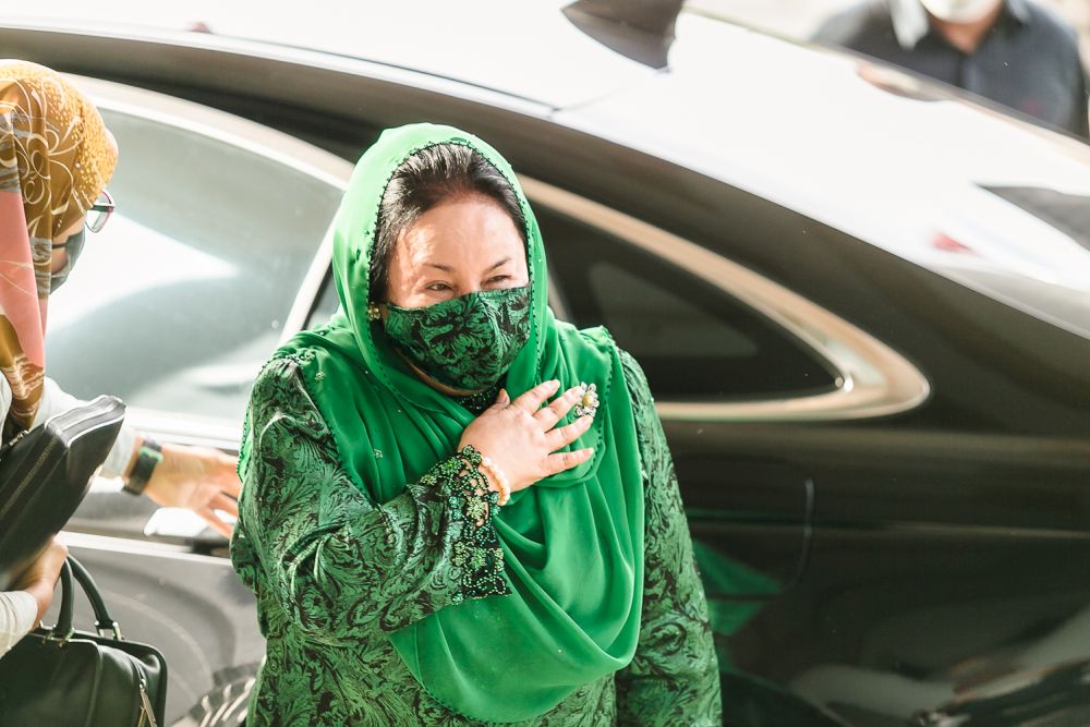 Datin Seri Rosmah Mansor arrives at the Kuala Lumpur High Court February 23,2022. u00e2u20acu201d Picture by Devan Manuel