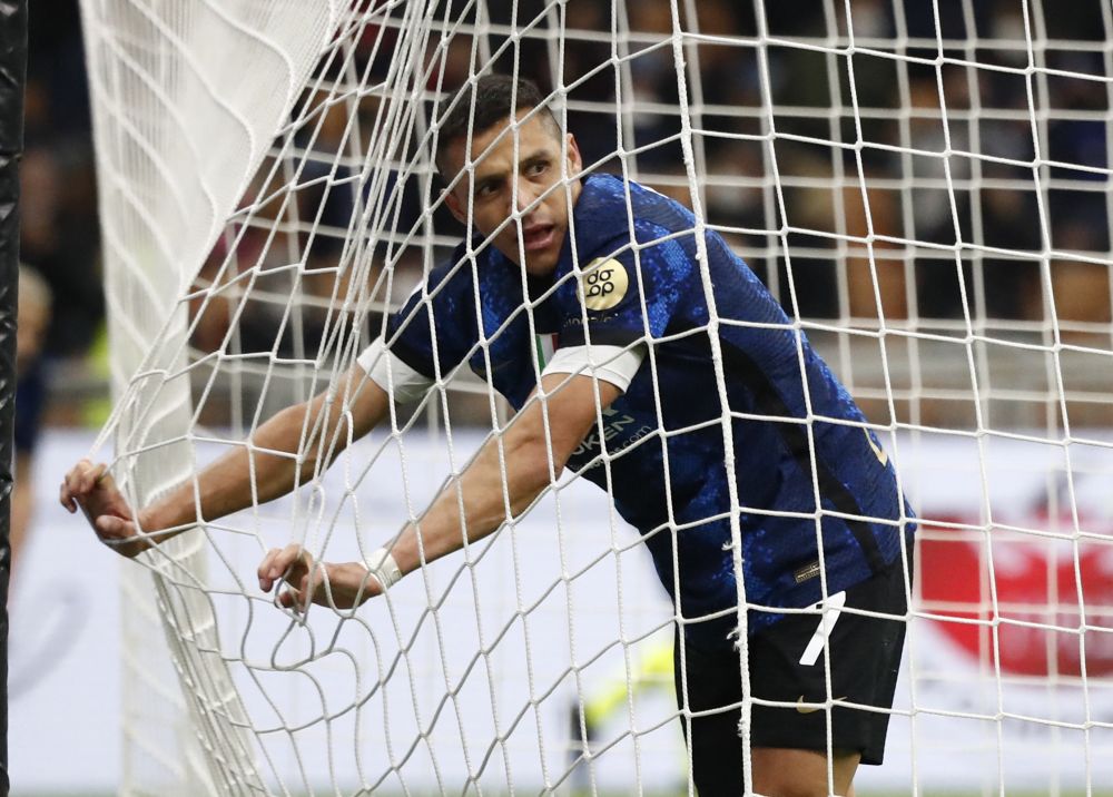 Inter Milan's Alexis Sanchez during the match against Sassuolo at San Siro, Milan February 20, 2022. u00e2u20acu201d Reuters picnn