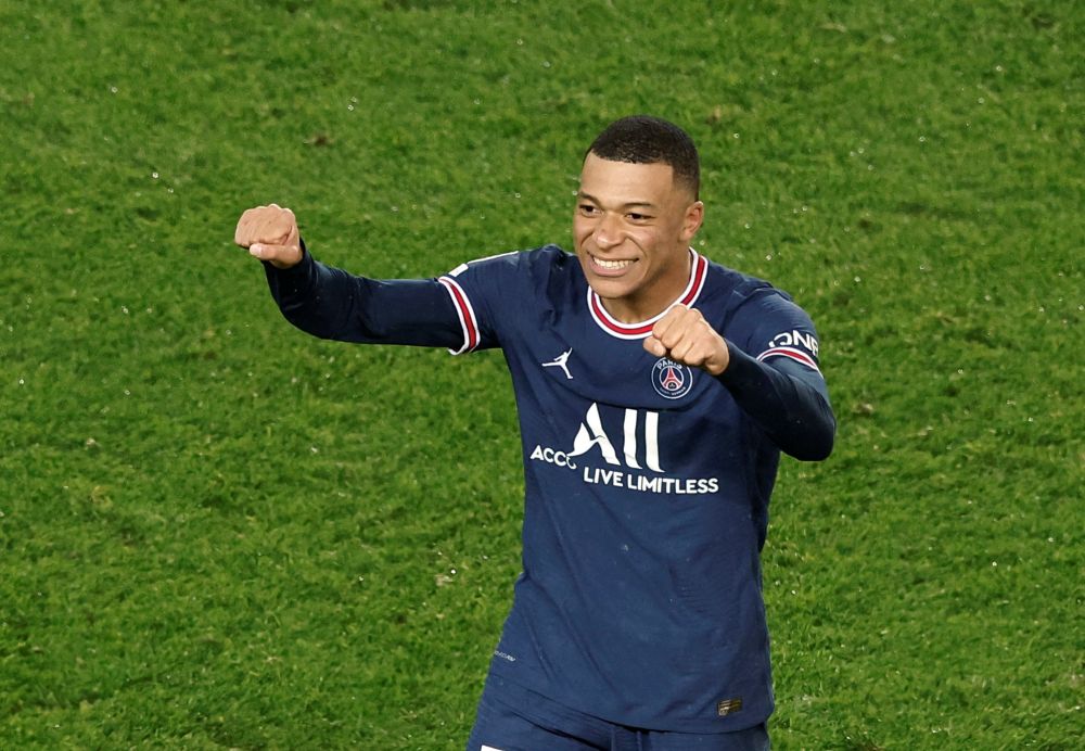 Paris St Germain's Kylian Mbappe celebrates scoring their first goal against Real Madrid at Parc des Princes, Paris February 15, 2022. u00e2u20acu201d Reuters picnn
