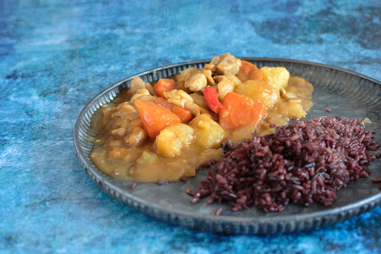 Serve the Japanese curry with some rice of your choice – it doesn’t have to be white rice.