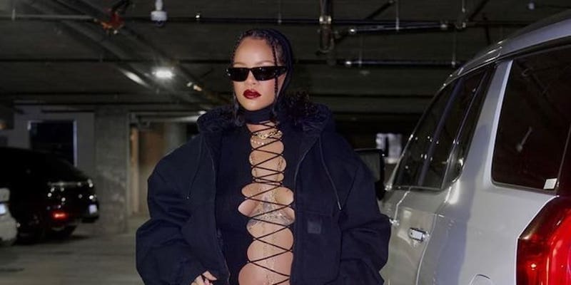 One of the outfits worn by Rihanna since the official announcement of her pregnancy. u00e2u20acu201d Picture by badgalriri / Instagram