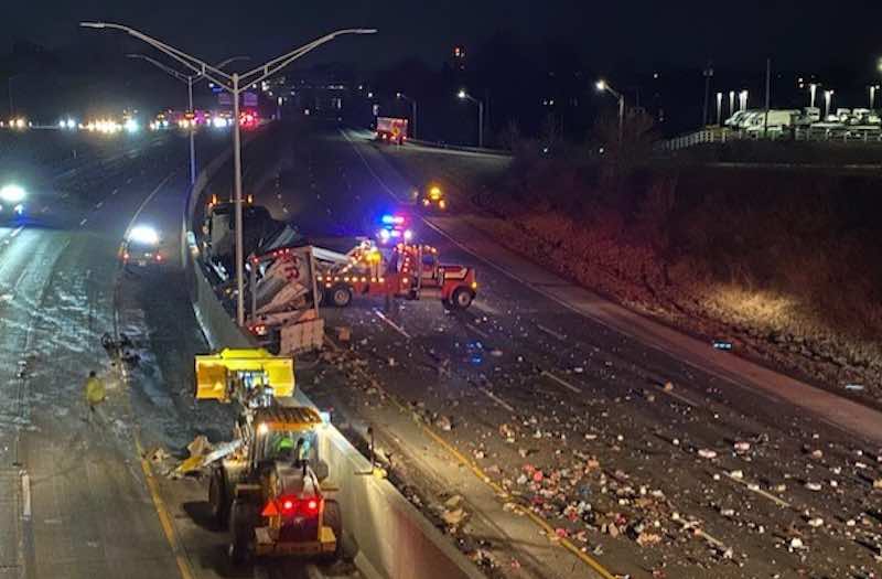 Victoriau00e2u20acu2122s Secret lingerie and toiletries were strewn on the highway in Kentucky, US after the truck that carried the products met with an accident. u00e2u20acu201d Picture via Twitter/ @FOX19