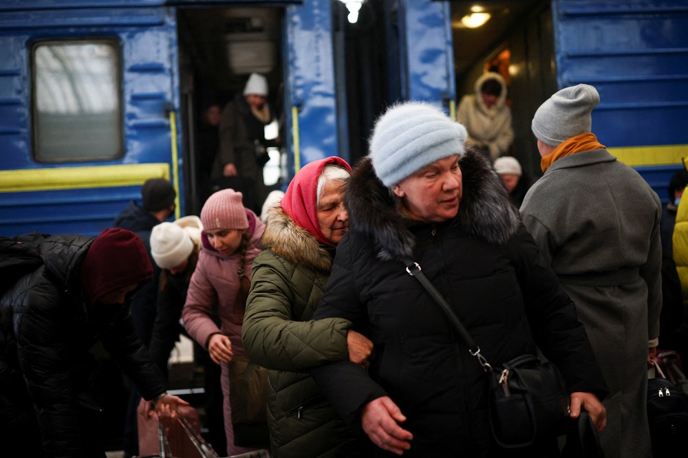 People fleeing Russian invasion of Ukraine arrive at a train station in Lviv, Ukraine March 1, 2022. u00e2u20acu201d Reuters pic