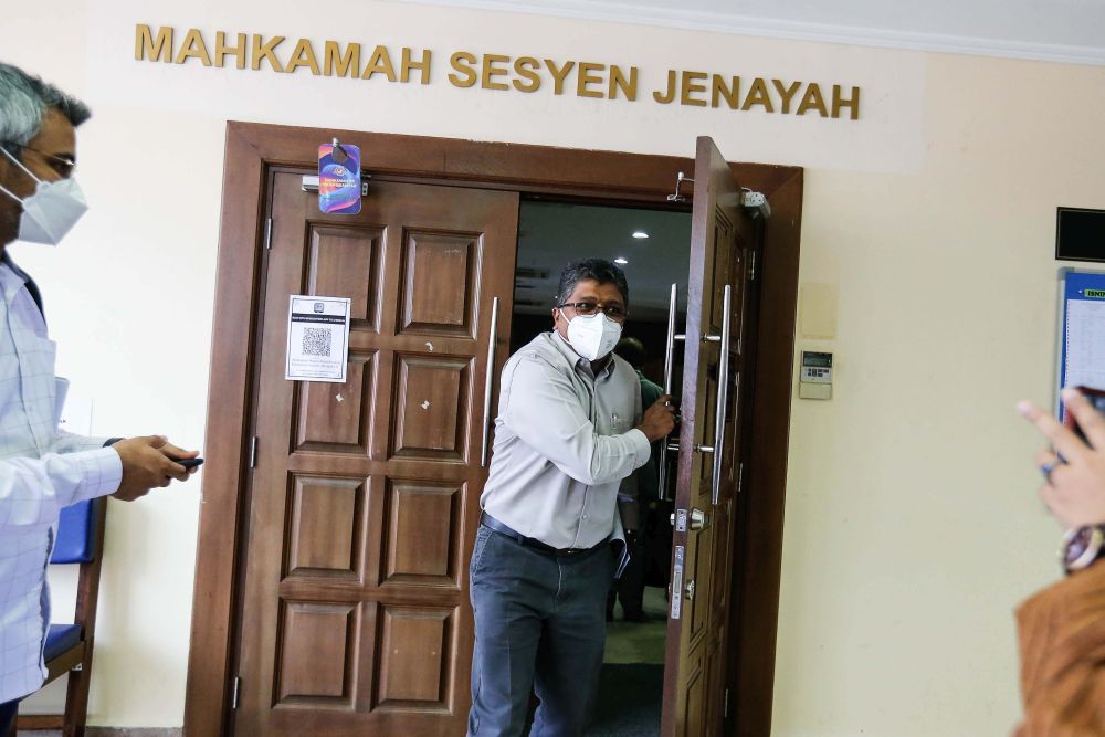 Witness Ody Odayappan, general manager at Jen Hotel, is pictured at the George Town Sessions Court March 28, 2022. — Picture Sayuti Zainudin