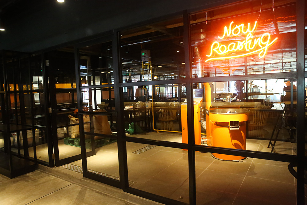 Catch the roasting of coffee beans at Drum Coffee Roaster from 10am to 12pm on Tuesdays, Wednesdays, Saturdays and Sundays.