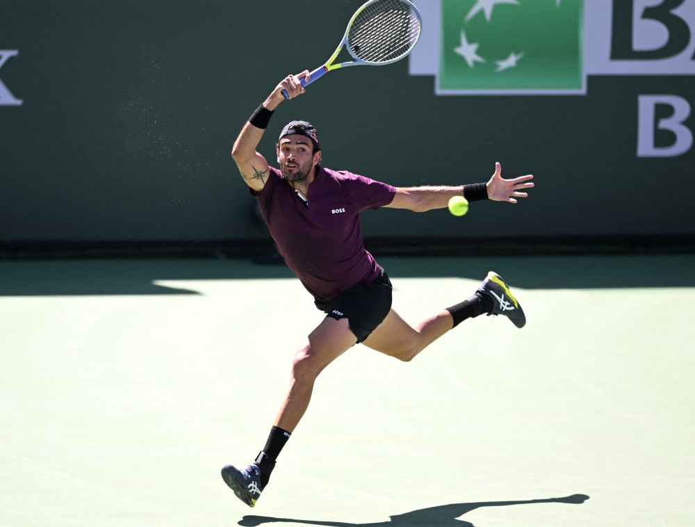 Matteo Berrettini hits a shot as he defeated Lloyd Harris in his third round match at the BNP Paribas Open at the Indian Wells Tennis Garden March 15, 2022. u00e2u20acu201d Reuters picnn