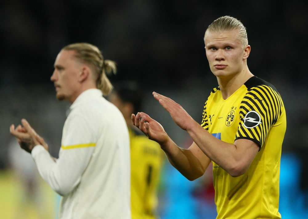 Borussia Dortmund's Erling Braut Haaland applauds the fans after the match against Arminia Bielefeld at the Signal Iduna Park, Dortmund March 13, 2022. u00e2u20acu201d Reuters pic
