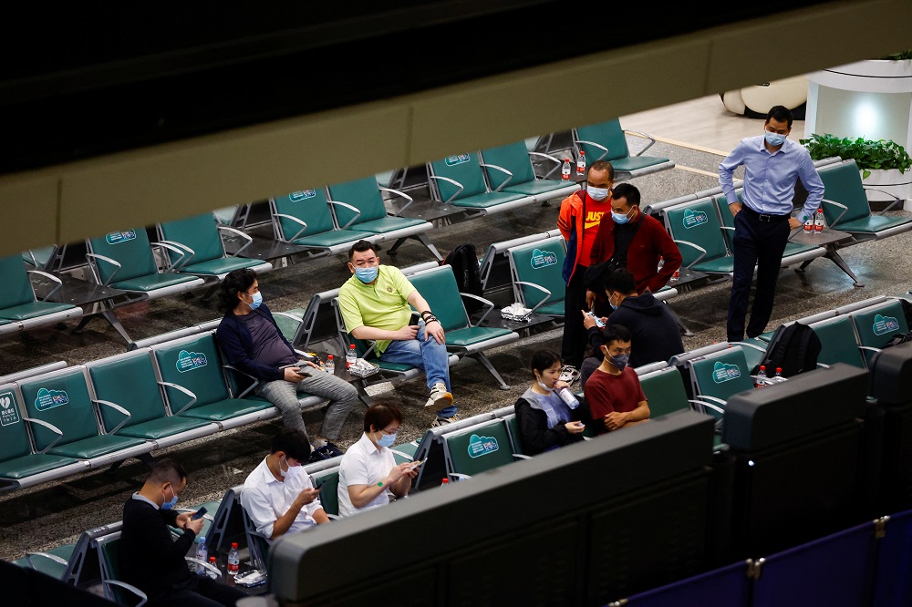 Relatives of the passengers of the China Eastern Airlines Boeing 737-800 plane, which crashed in Wuzhou, seen at Guangzhou Baiyun International Airport in Guangzhou, Guangdong province, China March 22, 2022. u00e2u20acu2022 Reuters pic