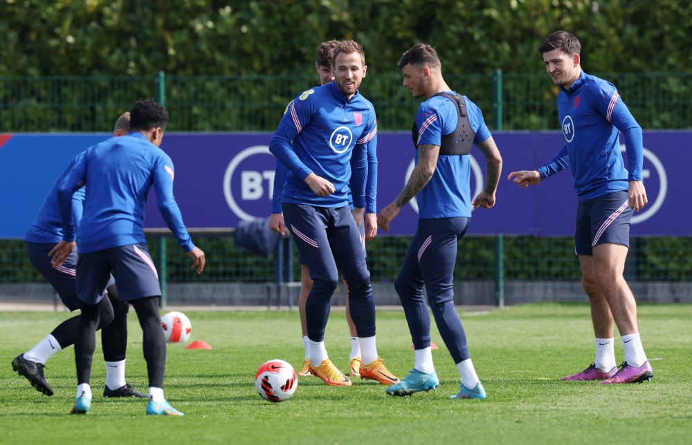 Englandu00e2u20acu2122s Harry Kane, Ben White and Harry Maguire during training at Tottenham Hotspur Training Centre, London, March 28, 2022. u00e2u20acu201d Action Images via Reuters