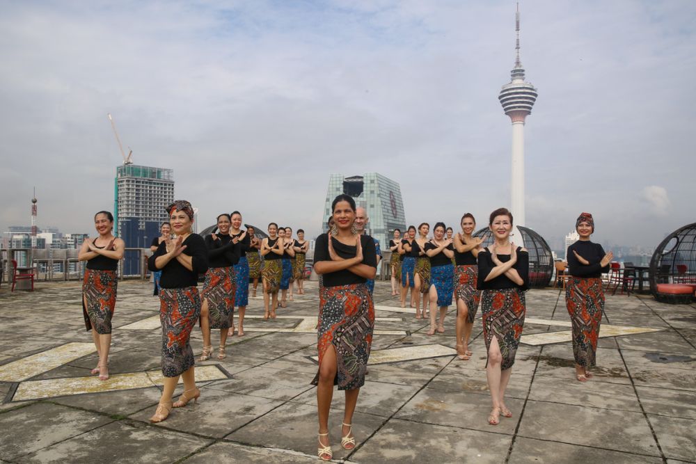 The Ginga Flashmob comprises a diverse team of individuals from different backgrounds and ethnicities. — Picture by Yusof Mat Isa