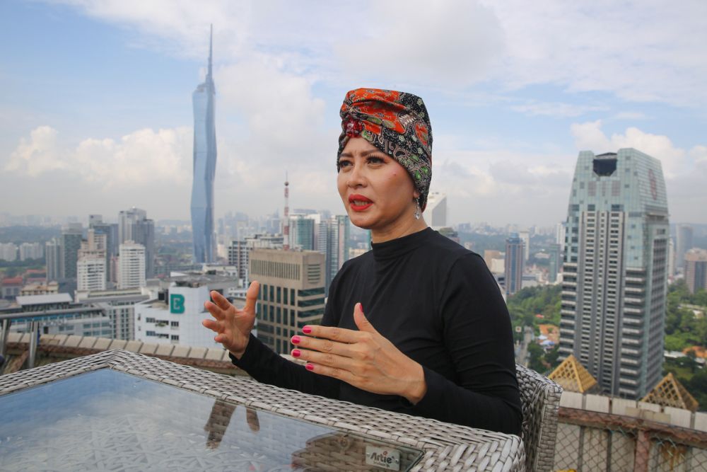 Shell Malaysia legal director and first time participant, Rodziah Zainudin. — Picture by Yusof Mat Isa.