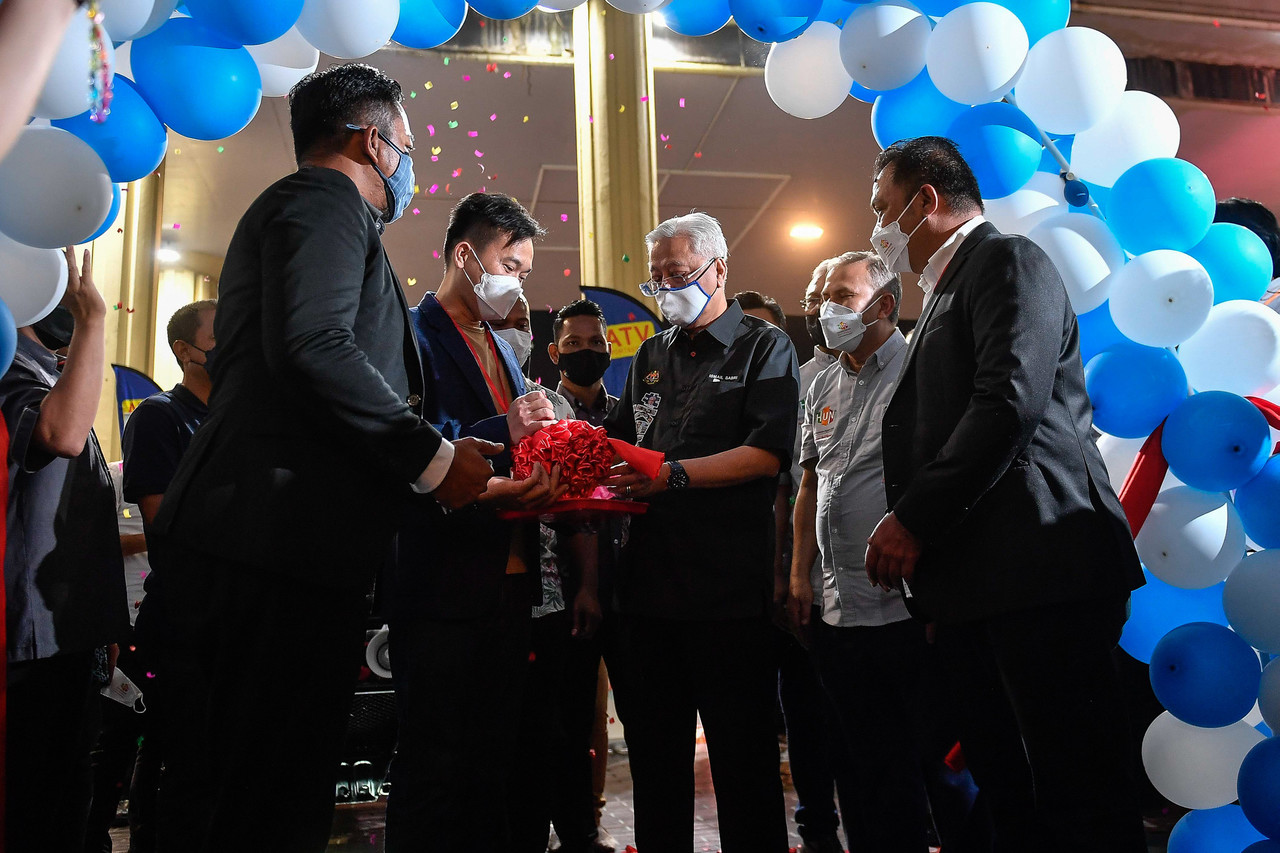 Prime Minister Datuk Seri Ismail Sabri Yaakob visiting business booths at the Launching Ceremony of the National Entrepreneur Day 2022 Fiesta at the World Trade Center Kuala Lumpur (WTCKL) March 26, 2022. u00e2u20acu201d Bernama pic