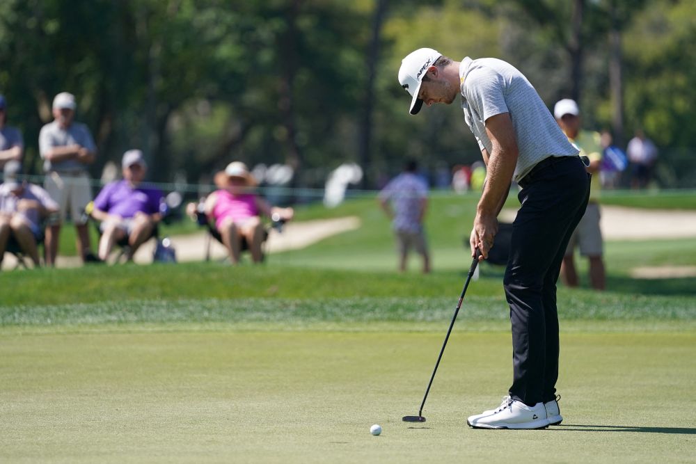 Sam Burns putts on the 5th green during the second round of the Valspar Championship golf tournament in Florida March 19, 2022. u00e2u20acu201d Reuters picnn