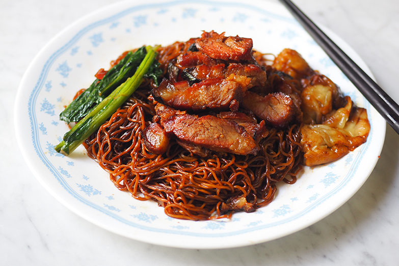 You will find that the frozen version looks very similar except the 'char siu' is darker since it has soaked up the sauce used to toss the noodles.
