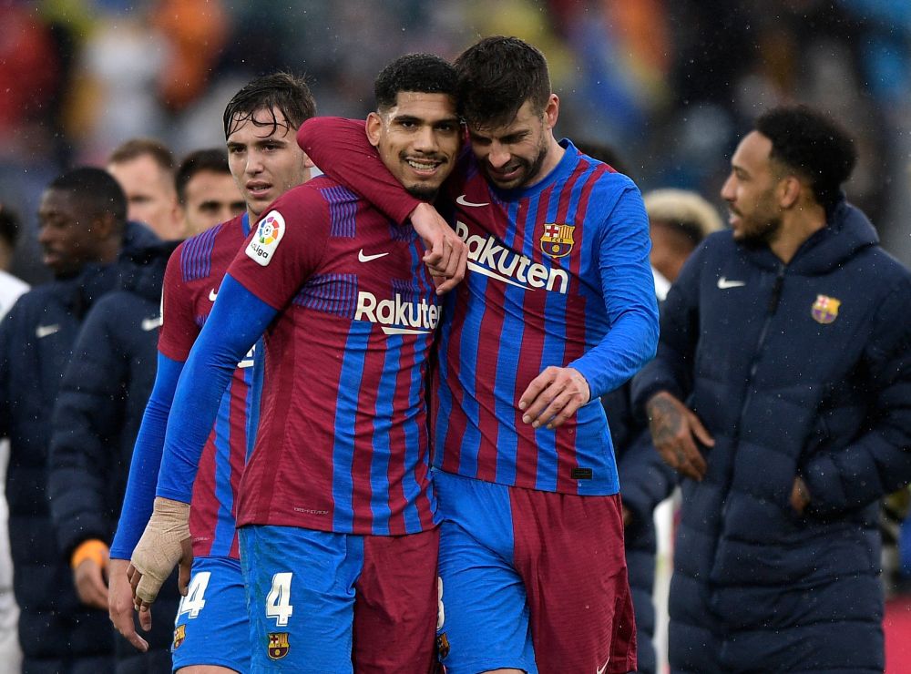 Barcelona's Ronald Araujo and Gerard Pique celebrate after the match against Elche at Estadio Manuel Martinez Valero, Elche March 6, 2022. u00e2u20acu201d Reuters pic