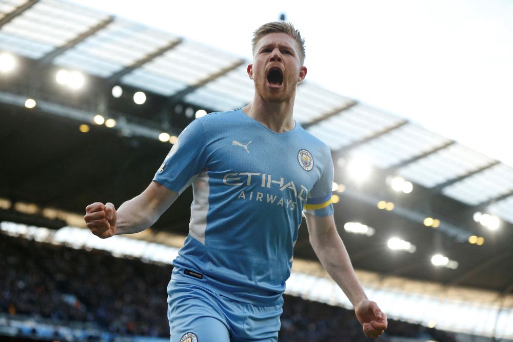 Manchester City's Kevin De Bruyne celebrates scoring their second goal past Manchester United's David de Gea at the Etihad Stadium, Manchester March 6, 2022. u00e2u20acu201d Reuters pic