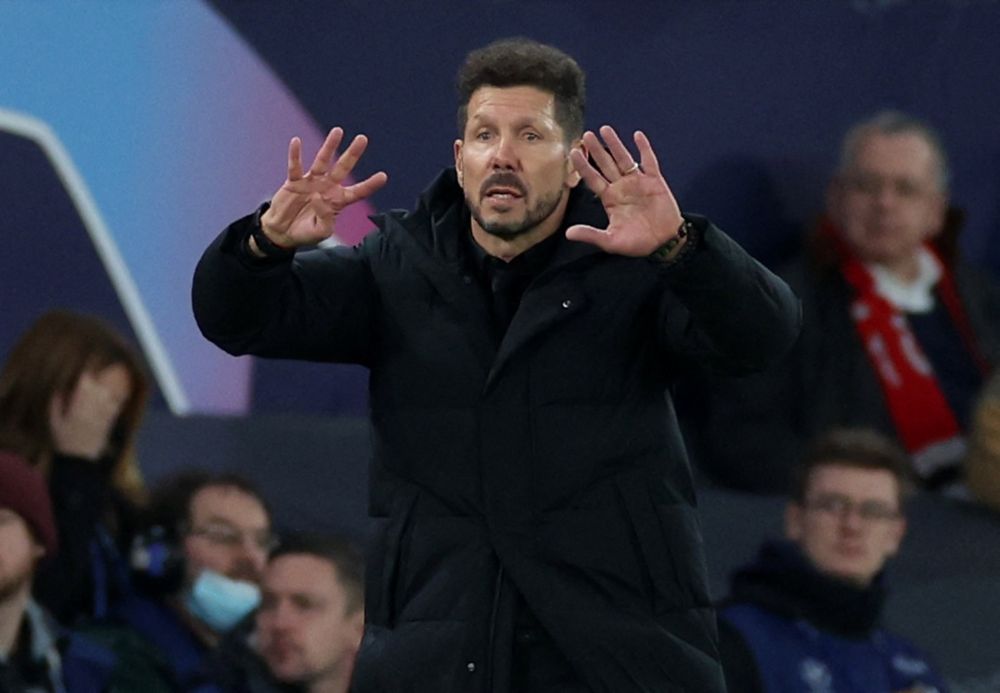Atletico Madrid coach Diego Simeone during the match against Manchester United at Old Trafford, Manchester March 15, 2022. u00e2u20acu201d Reuters pic