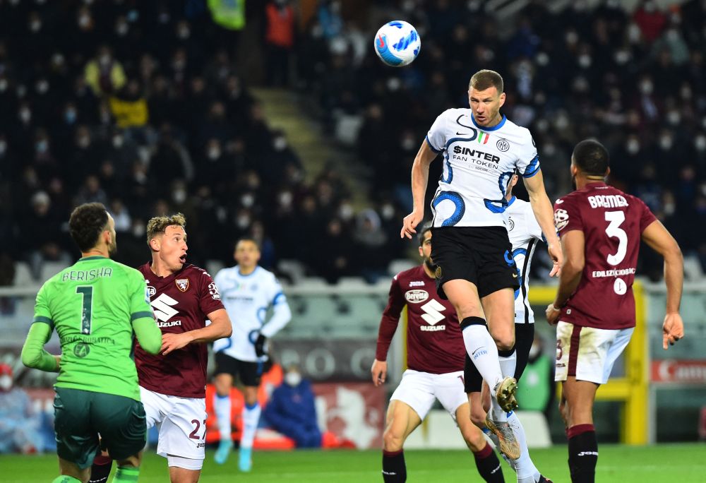 Inter Milan's Edin Dzeko heads at goal during the match against Torino at Stadio Olimpico Grande Torino, Turin March 13, 2022. u00e2u20acu201d Reuters pic