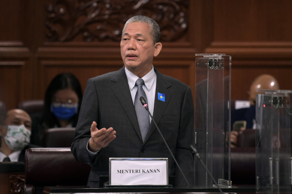 Senior Works Minister Datuk Seri Fadillah Yusof speaks at the Dewan Negara, March 23, 2022. u00e2u20acu201d Bernama pic 