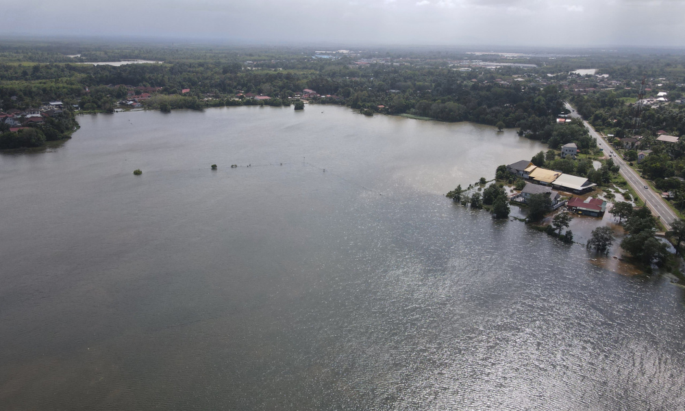 Flooded padi fields in Kampung Gaung in Jalan Pasir Mas-Rantau Panjang in Kelantan, February 28, 2022. u00e2u20acu2022 Bernama pic 