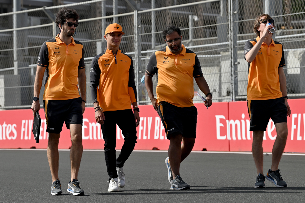 McLaren driver Lando Norris (2nd left) inspects the track accompanied by his race engineers ahead of the 2022 Saudi Arabia Formula One Grand Prix at the Jeddah Corniche Circuit, March 24, 2022. u00e2u20acu201d AFP pic 