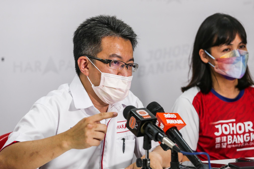 Johor DAP chief Liew Chin Tong during a press conference in Johor Baru, March 9, 2022. u00e2u20acu201d Picture by Hari Anggara 