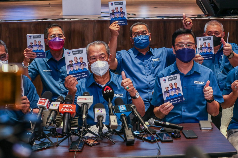 Tan Sri Muhyiddin Yassin with other Perikatan Nasional leaders at a press conference after the PN Manifesto launch at Trove Hotel in Johor Bahru March 2, 2022. u00e2u20acu2022 Picture by Hari Anggara