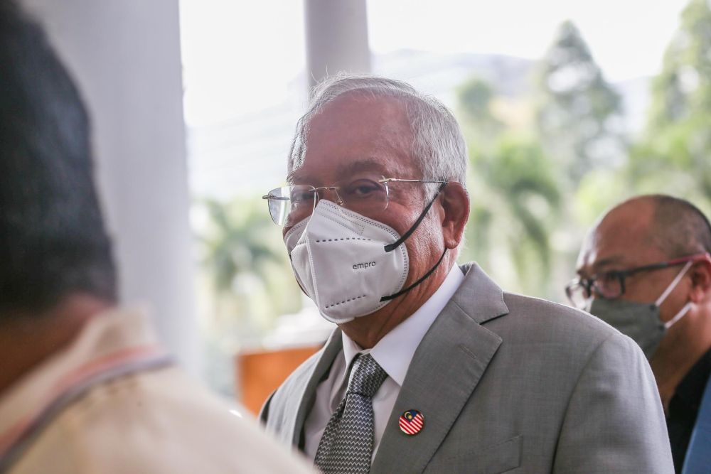Datuk Seri Najib Razak is pictured at Kuala Lumpur High Court March 17, 2022. u00e2u20acu201d Picture by Hari Anggara