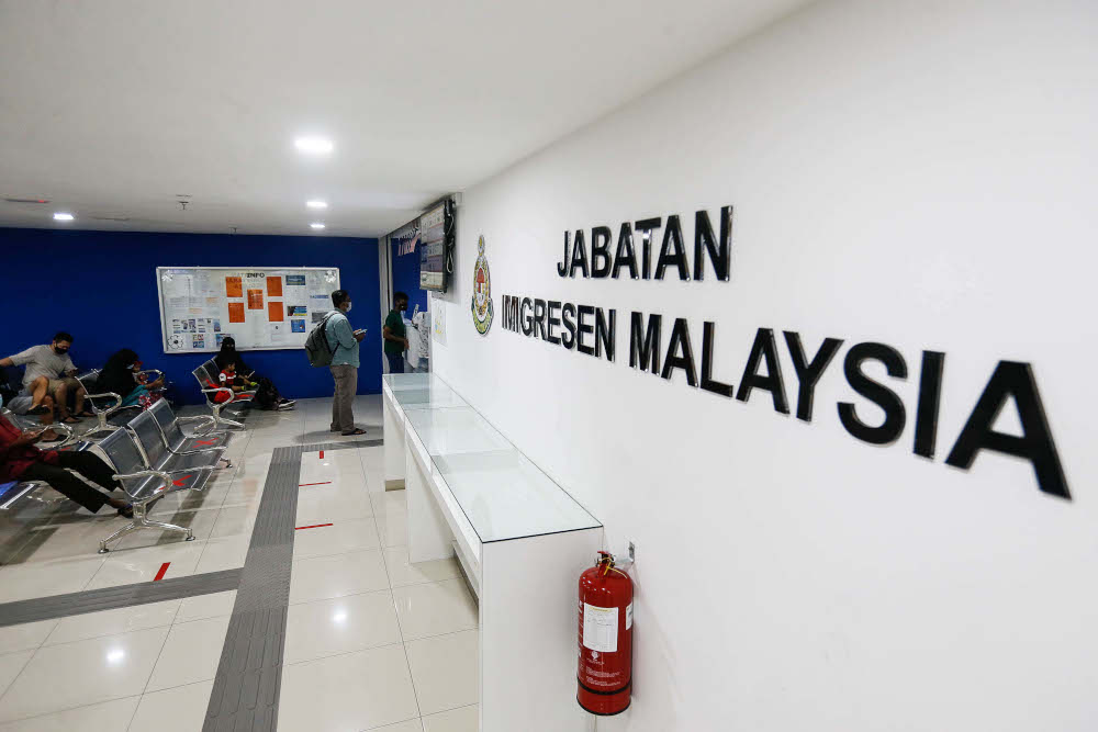 The Immigration Department at UTC Komtar, March 10, 2022. u00e2u20acu201d Picture by Sayuti Zainudin