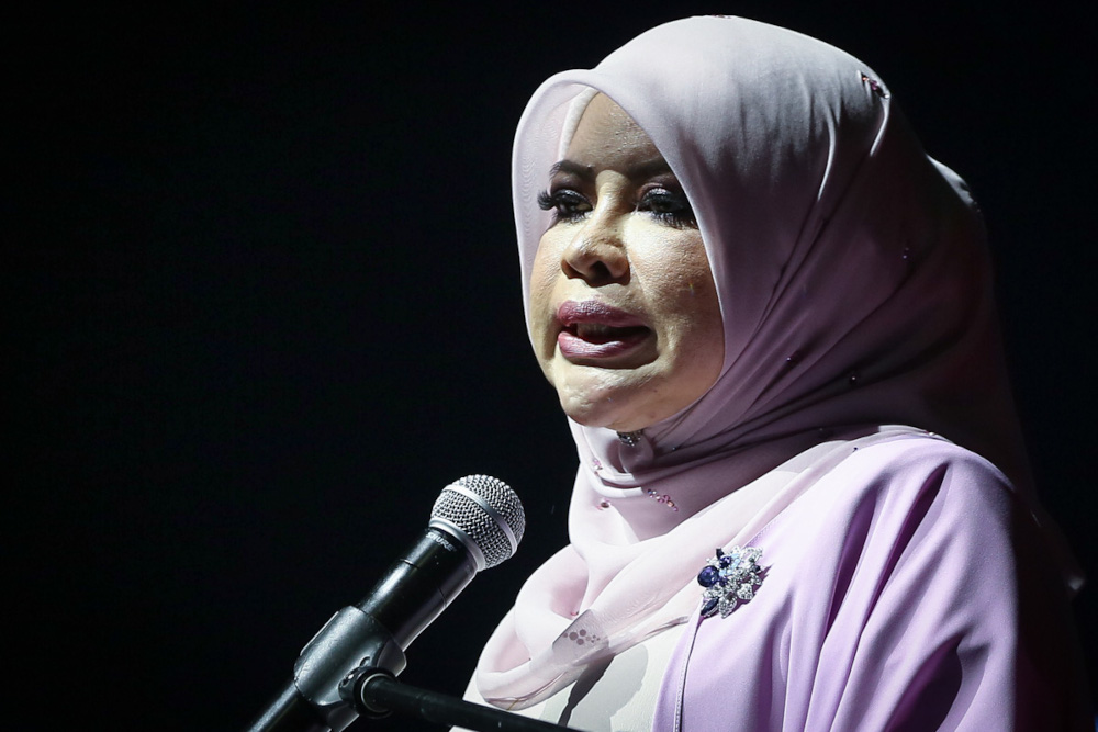 Women, Family and Community Development Minister Datuk Seri Rina Mohd Harun delivers her speech during the 2020 National Womenu00e2u20acu2122s Day celebration at the Kuala Lumpur Convention Centre, March 8, 2022. u00e2u20acu201d Picture by Yusof Mat Isa