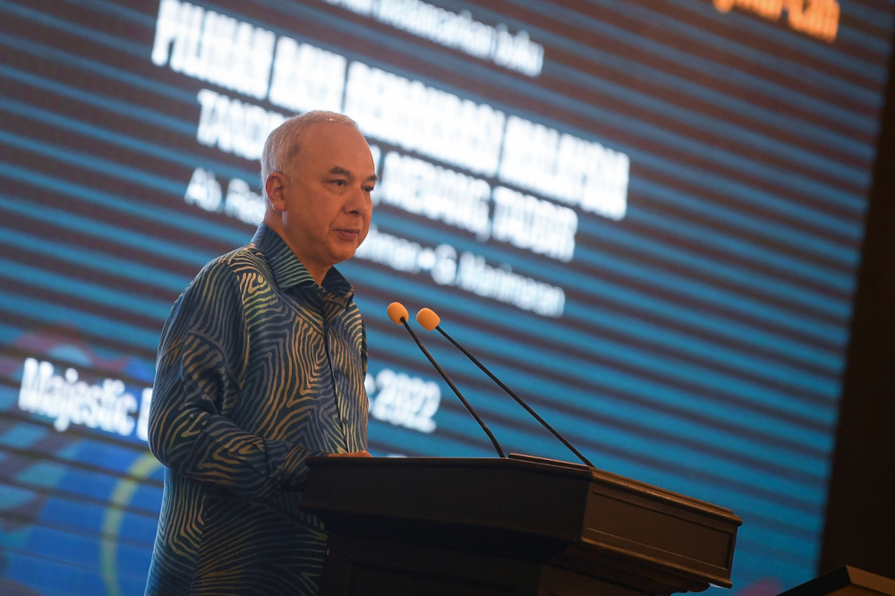 Sultan of Perak Sultan Nazrin Shah delivers a speech in Kuala Lumpur, March 21, 2022. u00e2u20acu201d Bernama pic 