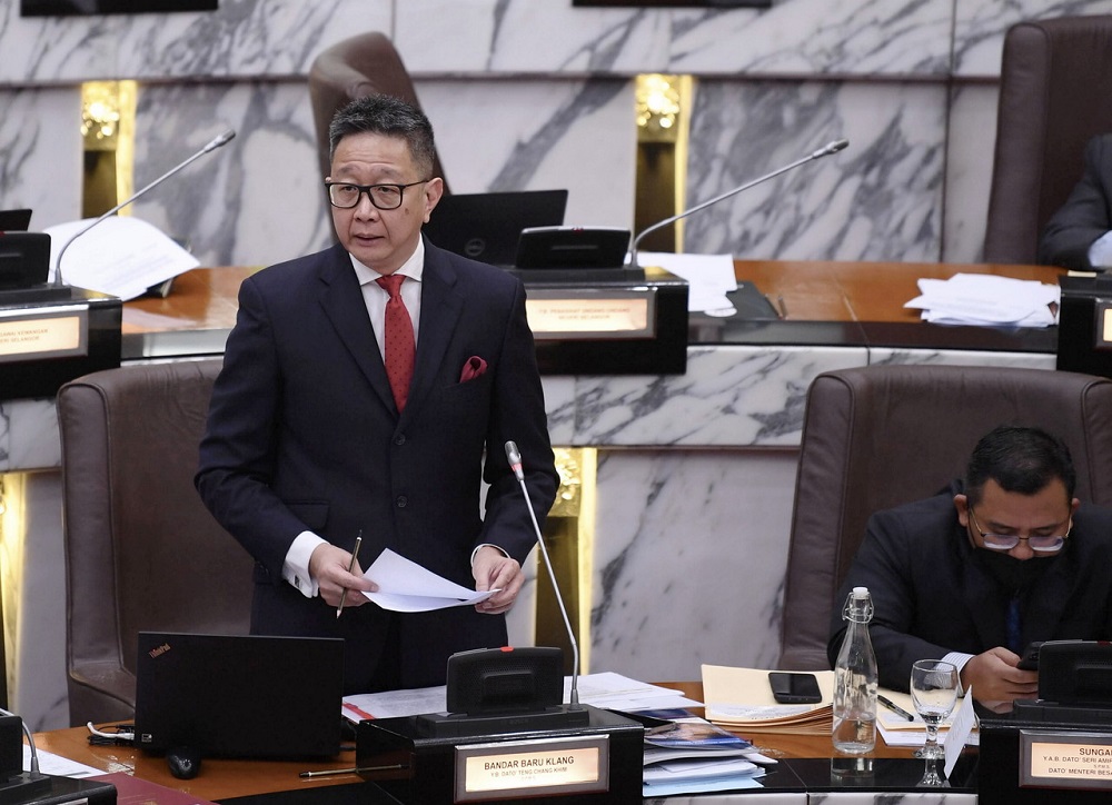 State Investment, Trade, Industry, and Small and Medium Industry Committee chairman Datuk Teng Chang Khim speaks at the Selangor State Assembly in Shah Alam March 17, 2022. u00e2u20acu2022 Bernama pic