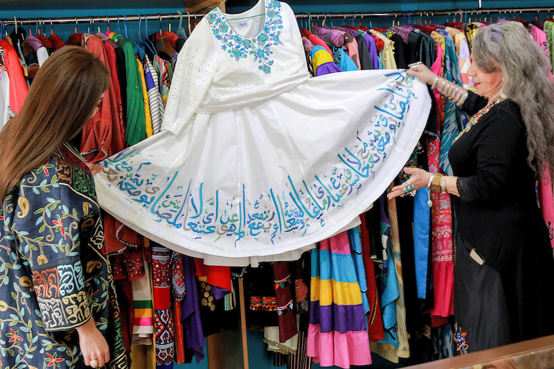 white christmas dresses Embroidered Gown for Special Occasions, Muslim Arabic Women Wedding Dress & Takchita