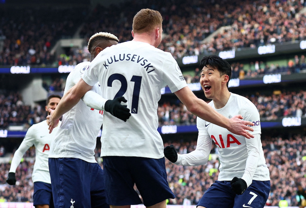 Tottenham Hotspur's Son Heung-min celebrates scoring their third goal with teammates, London April 3, 2022. u00e2u20acu201d Reuters/David Klein pic