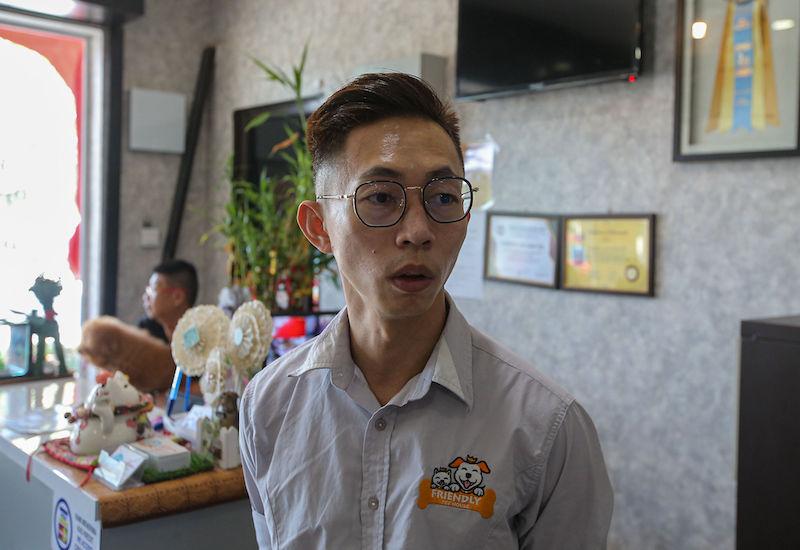 Friendly Pet House owner Jason Hoe. — Picture by Farhan Najib