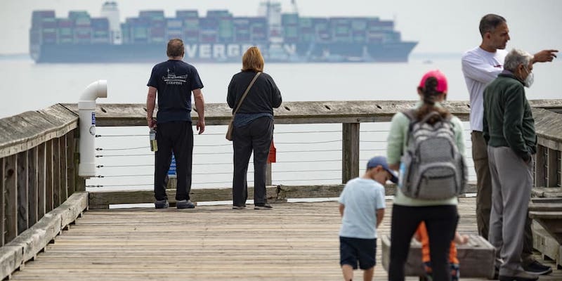 Onlookers at Downs Park in Pasadena, Maryland April 13, 2022. u00e2u20acu201d AFP pic