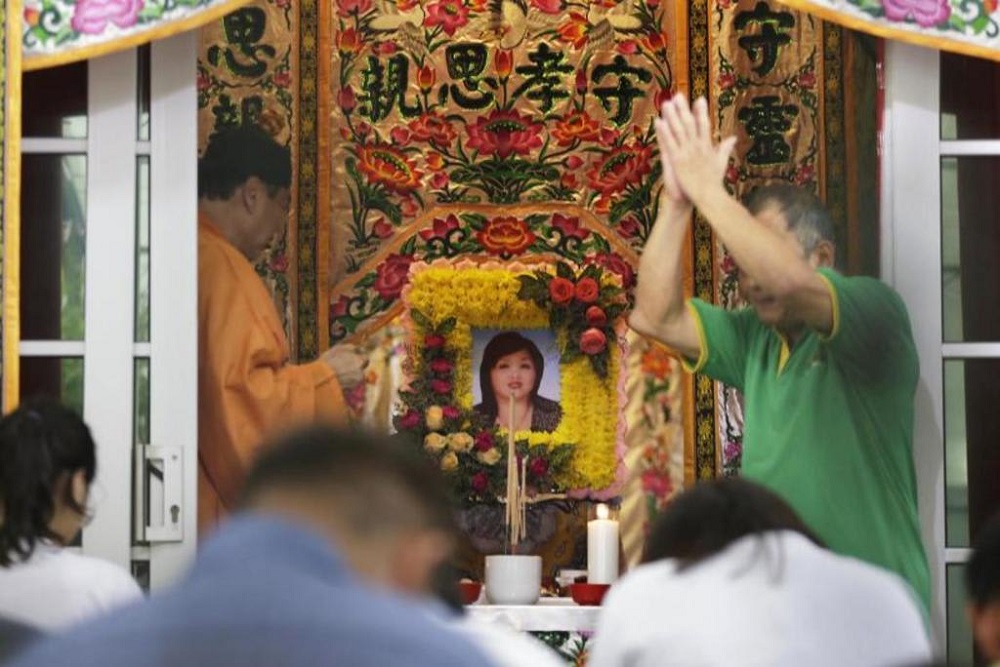 The wake of the late Seow Kim Choo along Telok Kurau Lorong H in Singapore on June 9, 2016. u00e2u20acu201d TODAY file pic