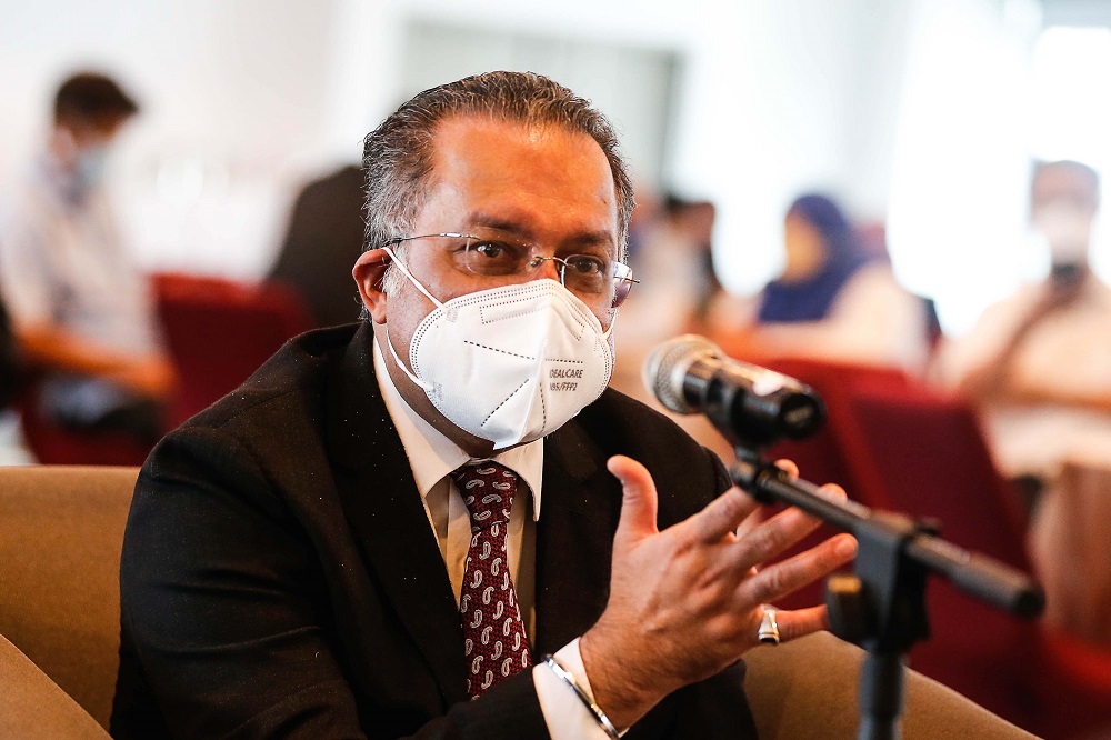 Penang exco Jagdeep Singh Deo speaks to the press at Mercure Penang Beach Hotel in Tanjung Bungah April 11, 2022. u00e2u20acu201d Picture by Sayuti Zainudin