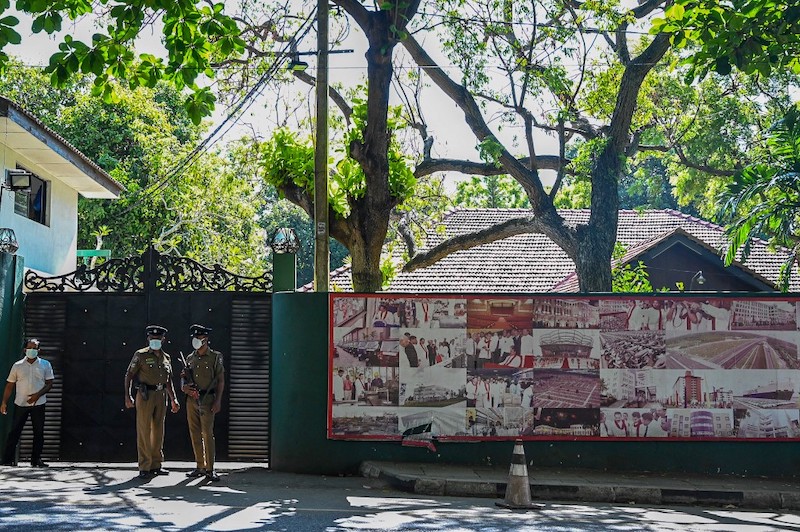 Security personnel stand guard outside the Sri Lanka's prime minister Mahinda Rajapaksa's private residence in Tangalle on April 24, 2022. u00e2u20acu201d AFP picnn